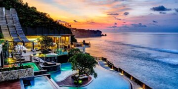 The Ultimate Surf Break Package at Anantara Uluwatu Bali Resort