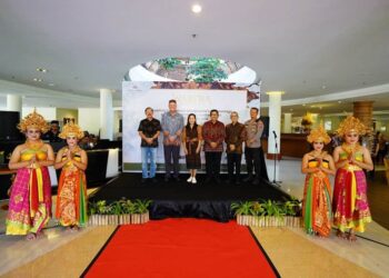 Wastra Wonderland: Where Threads and Art Converge