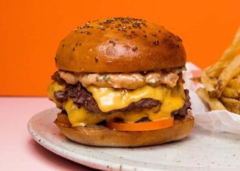 Elevating the Familiar: Flock’s Innovative Approach to Modern Comfort Food and Drinks