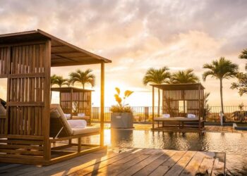 Cross Paasha Bali Seminyak: A Symphony of Style, Sophistication, and Balinese Charm