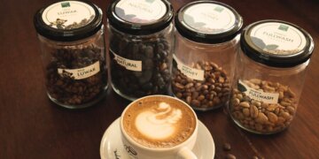 From Plantation to Cup: Experiencing Coffee Culture in Munduk