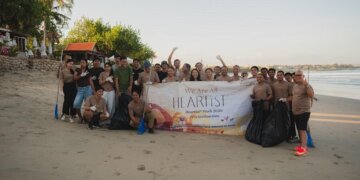 The Kuta Beach Heritage Hotel Bali Managed by Accor Strengthens Its Commitment to Sustainability Through Beach Clean-Up Activity