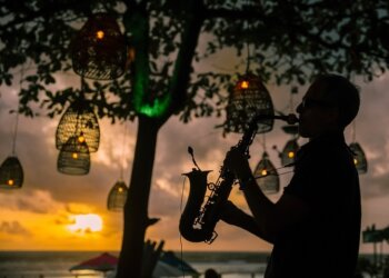 Ocean Grand Beach Bali Turns Sunset into a Collaborative Stage of Flavour, Fash-ion, Music, and Community