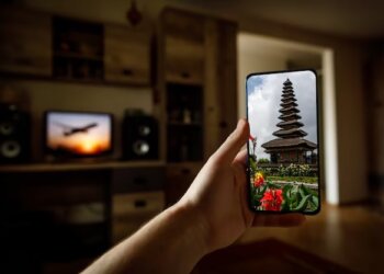 How to Stay Safe Online While Travelling in Bali