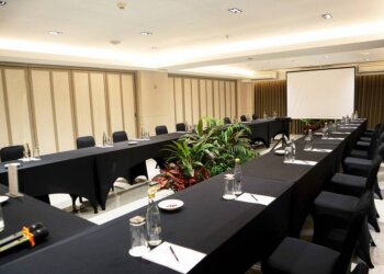 Affordable & Stylish Meeting Spaces in Kuta – Starting at IDR 75K / pax